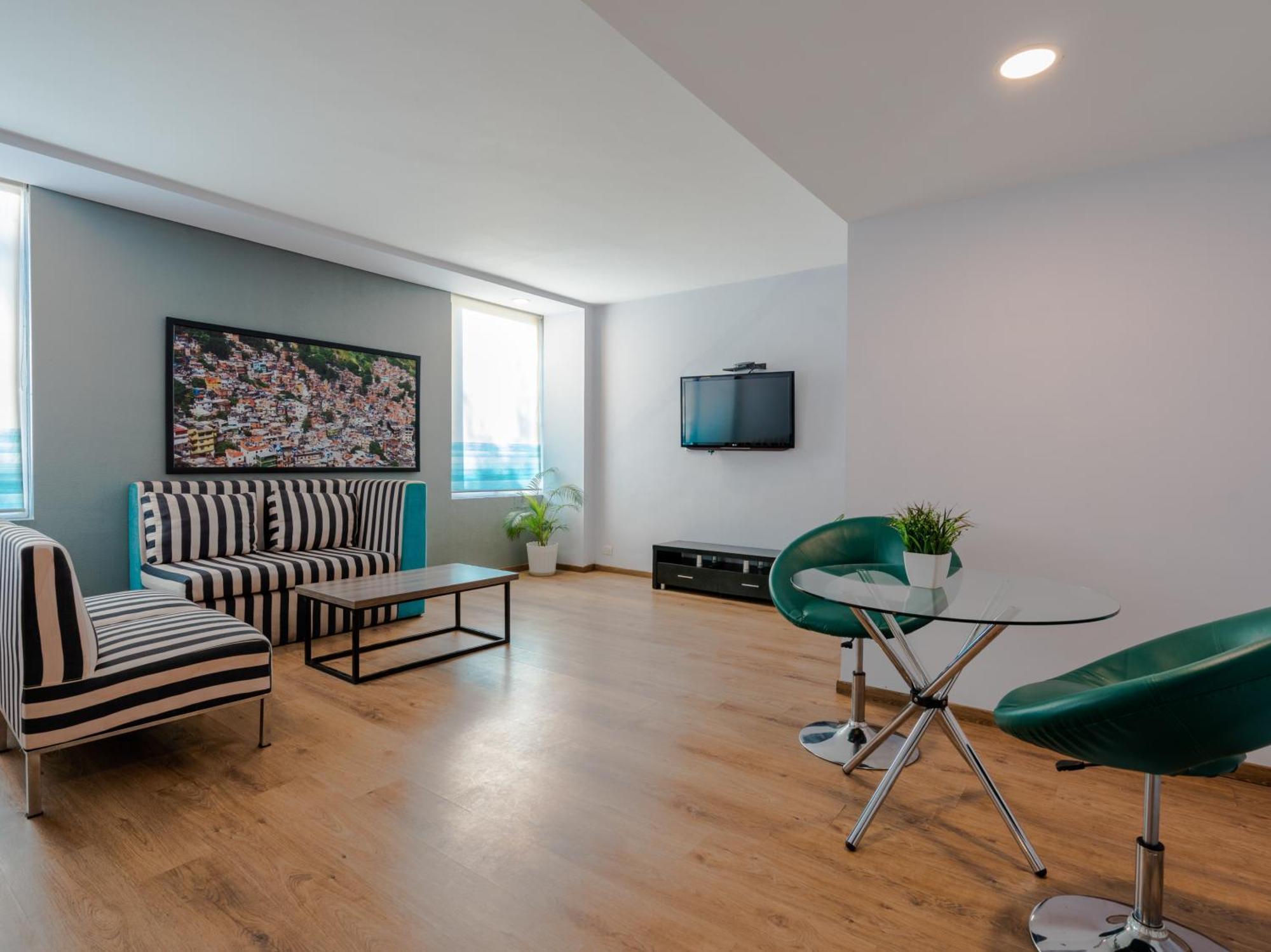 Sunday Hotel Chandigarh Zirakpur Екстер'єр фото